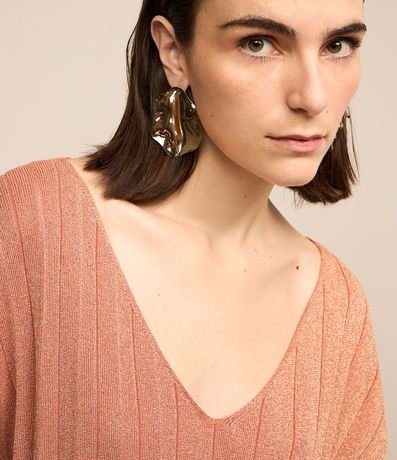 Blusa en Viscosa Plisada con Hilo Metalizado 3