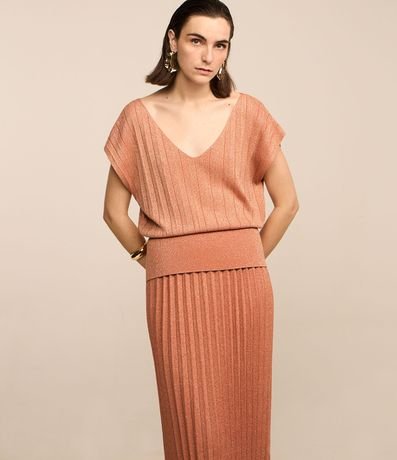 Pollera Recta Midi en Viscosa Plisada con Hilo Metalizado 3