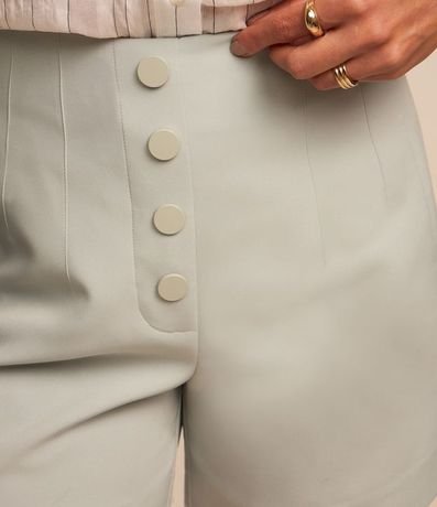 Short Sastrería con Botones Delanteros 4