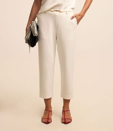 Pantalón Capri en Crepé con Cinturón Fino de Hebilla Defirenciada 3