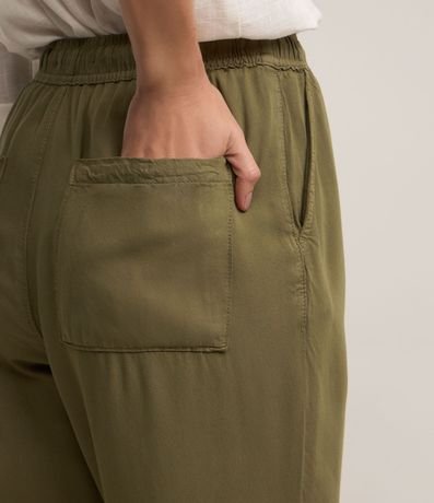 Pantalón Recto Cropped Cintura Alta en Sarga con Lazo 3