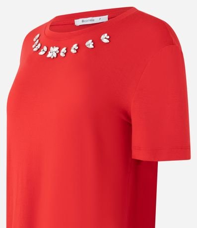 Blusa en Viscosa con Brillo Floral en el Cuello 5