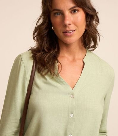 Camisa en Viscolino con Escote V 3