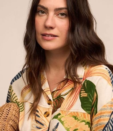 Camisa en Viscolino con Abotonado y Estampa Follajes 3