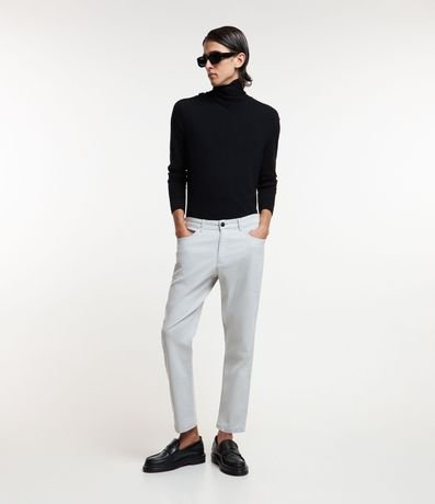 Pantalón en Sarga con Bolsillos