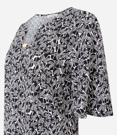 Blusa en Viscosa con Escote V y Estampa de Follajes 6