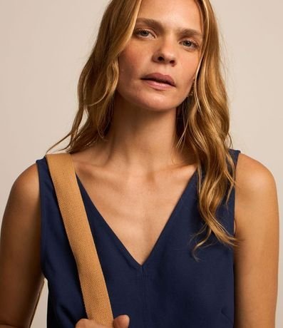 Musculosa en Viscosa con Escote V 3