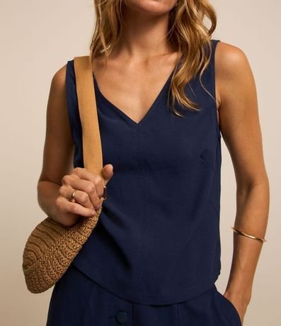 Musculosa en Viscosa con Escote V 4