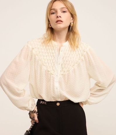 Camisa en Chiffon con Lastex y Aplicaciones Bordadas