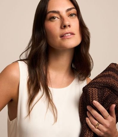 Vestido en Viscolino con Bretel Ancho y Cierre en la Espalda 3