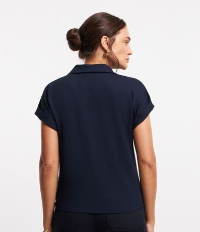 Blusa en Viscosa con Abotonado y Lazo en la Parte Baja 4