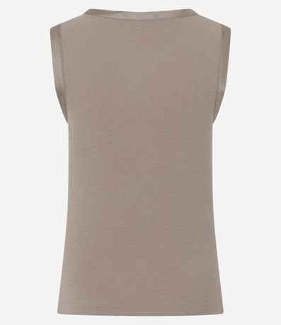 Blusa sin Manga en Punto de Viscosa con Detalle en Satén 6