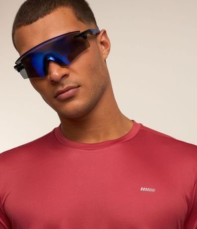 Remera Deportiva con Recortes Laterales y Manga Corta 4