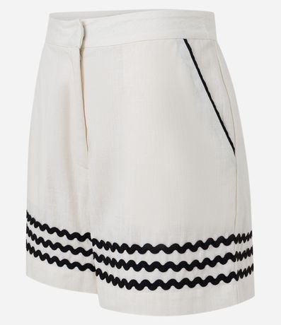 Short Corto en Viscosa y Lino con Olas Contrastantes en el Bajo 6