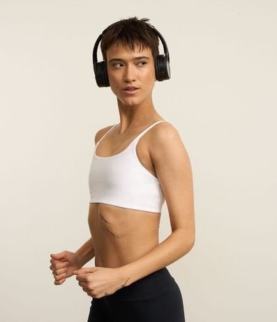 Top Deportivo en Poliamida con Breteles Finos 2