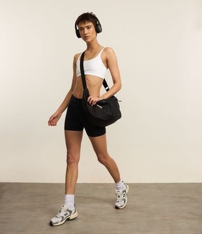 Top Deportivo en Poliamida con Breteles Finos 3