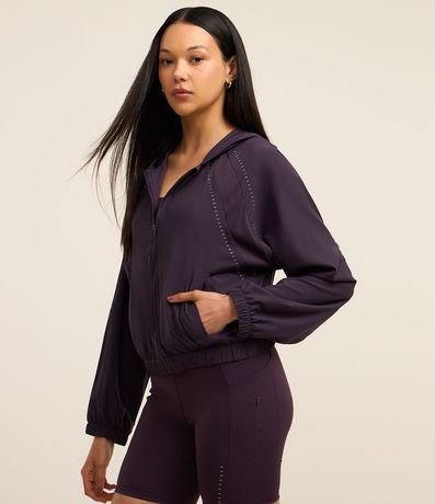 Campera Deportiva Cropped con Detalle Reflectante 6