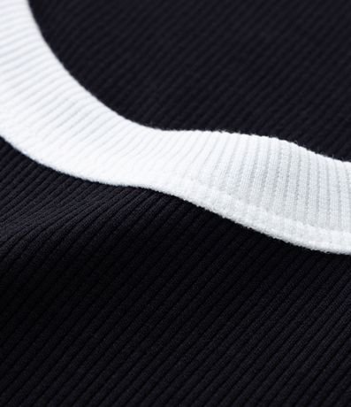 Musculosa en Rib con Acabado Contrastante Curve & Size 7