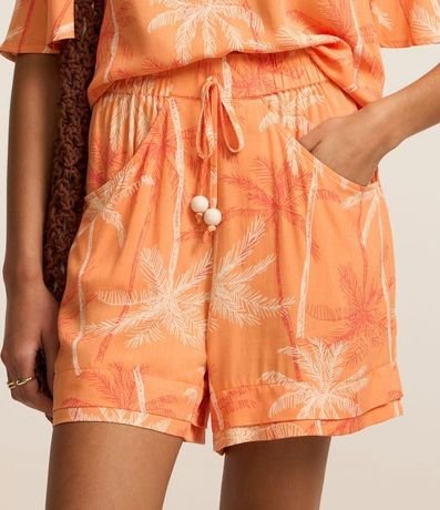 Short Cintura Alta en Viscosa con Cocoteros Estampados 3