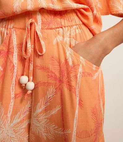 Short Cintura Alta en Viscosa con Cocoteros Estampados 4