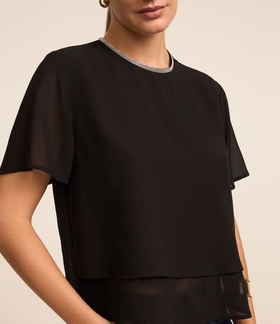 Blusa en Crepé con Brillo en el Cuello 4