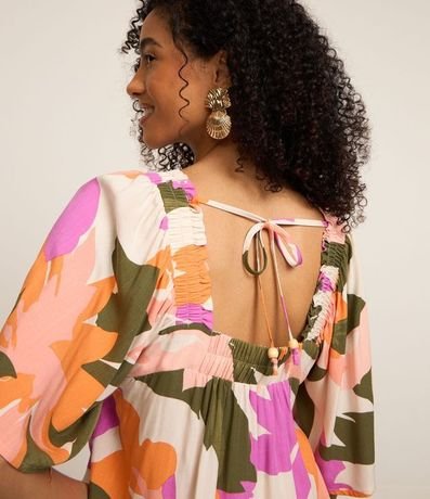 Blusa en Viscosa con Manga Godê y Follajes Estampadas 4