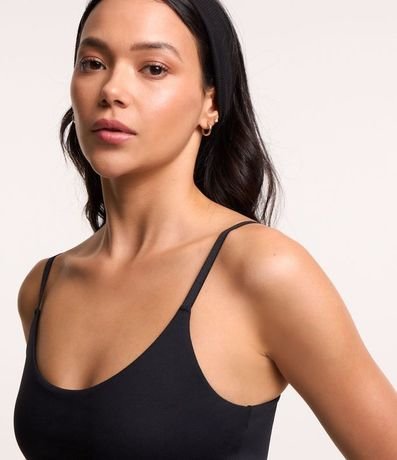 Top Alargado Deportivo en Poliamida con Copa 3