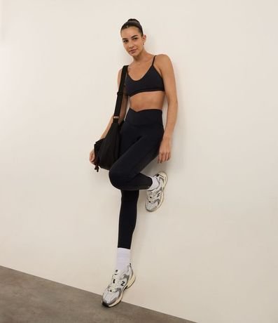 Top Deportivo en Poliamida con Copa 3