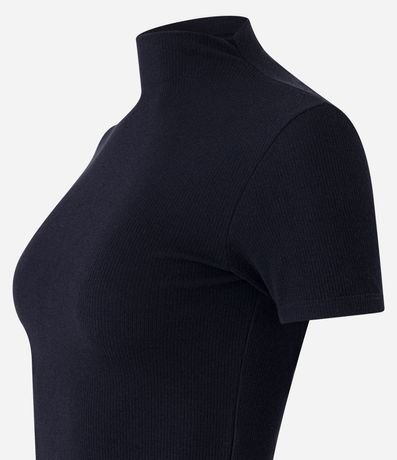 Blusa en Rib con Cuello Alto 5