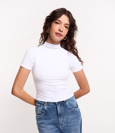Blusa en Rib con Cuello Alto