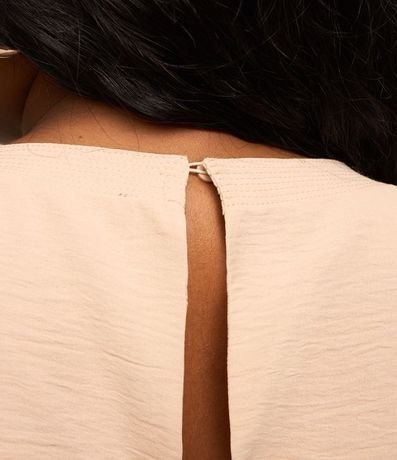 Blusa Manga Corta Texturizada con Detalle en el Cuello Curve & Plus Size 4