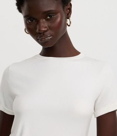 Blusa en Viscosa con Manga Plegada 4