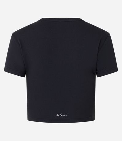 Remera Cropped Deportiva con Diferencial Tacto Suave 7