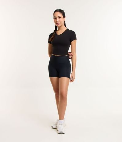 Remera Cropped Deportiva con Diferencial Tacto Suave 2