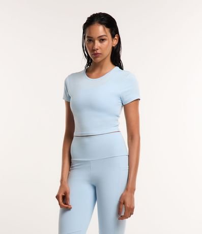 Remera Cropped Deportiva con Diferencial Tacto Suave
