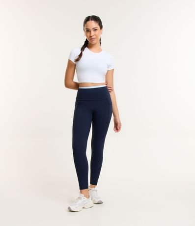 Remera Cropped Deportiva con Diferencial Tacto Suave 2