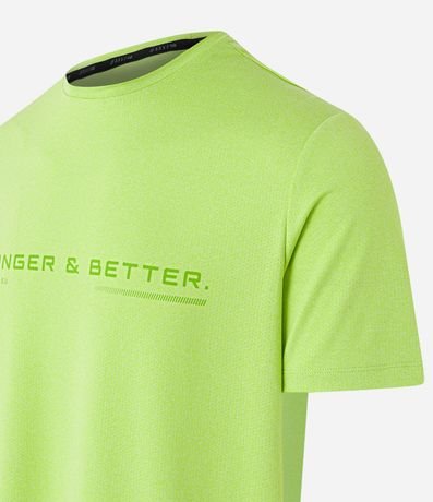 Remera Deportiva Tecnología Dry con Estampa Lettering 6