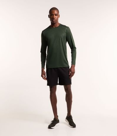 Remera Deportiva Dry Fit con Estampa Rayada 4