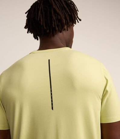Remera Deportiva con Etiqueta na Barra y Manga corta 5