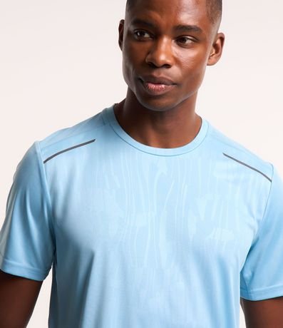 Remera Deportiva Tecnologia Dry con Estampa Heat Print 4