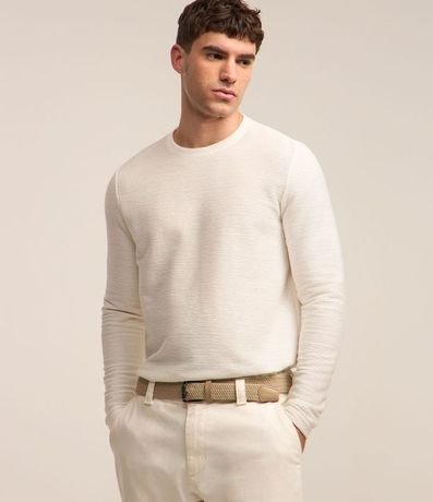 Remera con Textura Acanalada