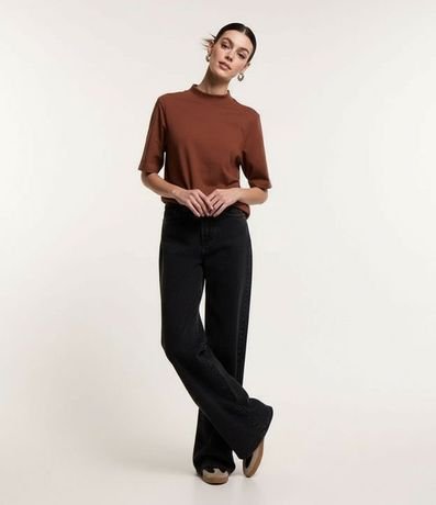 Blusa en Algodón con Cuello Alto y Manga Corta 5