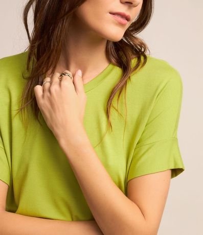 Blusa en Viscosa con Mangas Cortas sin Sisas 3