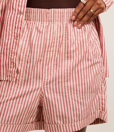 Bermuda Runner en Sarga con Raya y Cintura Elástica 4