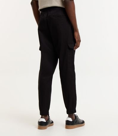 Pantalón Jogger en Sarga con Bolsillos Cargo 3