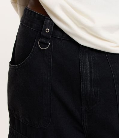 Bermuda Baggy en Jeans con Bolsillo Carpinteiro 4