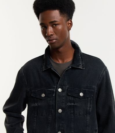 Campera Regular en Jeans Desteñido con Botones y Bolsillos en el Pecho 4