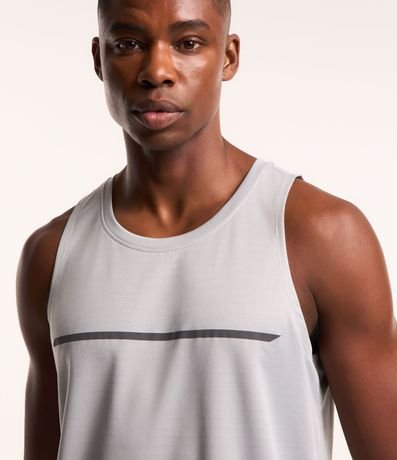 Musculosa Regular Deportiva en Tecnologia Dry con Detalle Reflectante 4