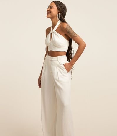 Pantalón Pantalona en Viscolino con Detalle de Canesú Lateral 2