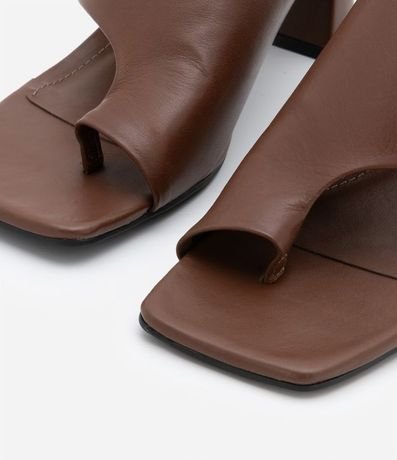 Sandalia en Cuero con Tacón Bloque 3